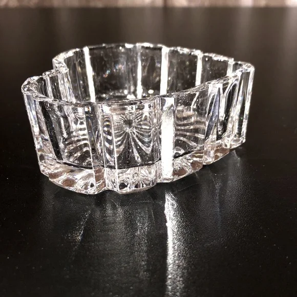 NEW LISTING! Lead Crystal Heart Trinket Dish - Picture 1 of 7